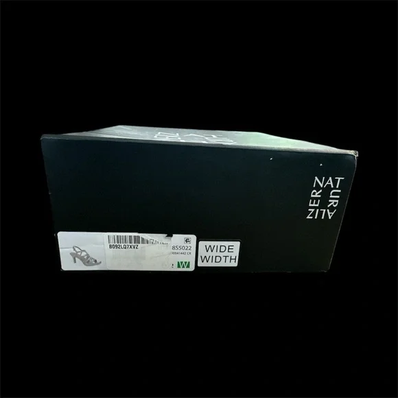 Naturalizer Silver Strappy‎ Sandals - Picture 4 of 4